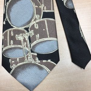 Novelty Tie with Drumsets / Music